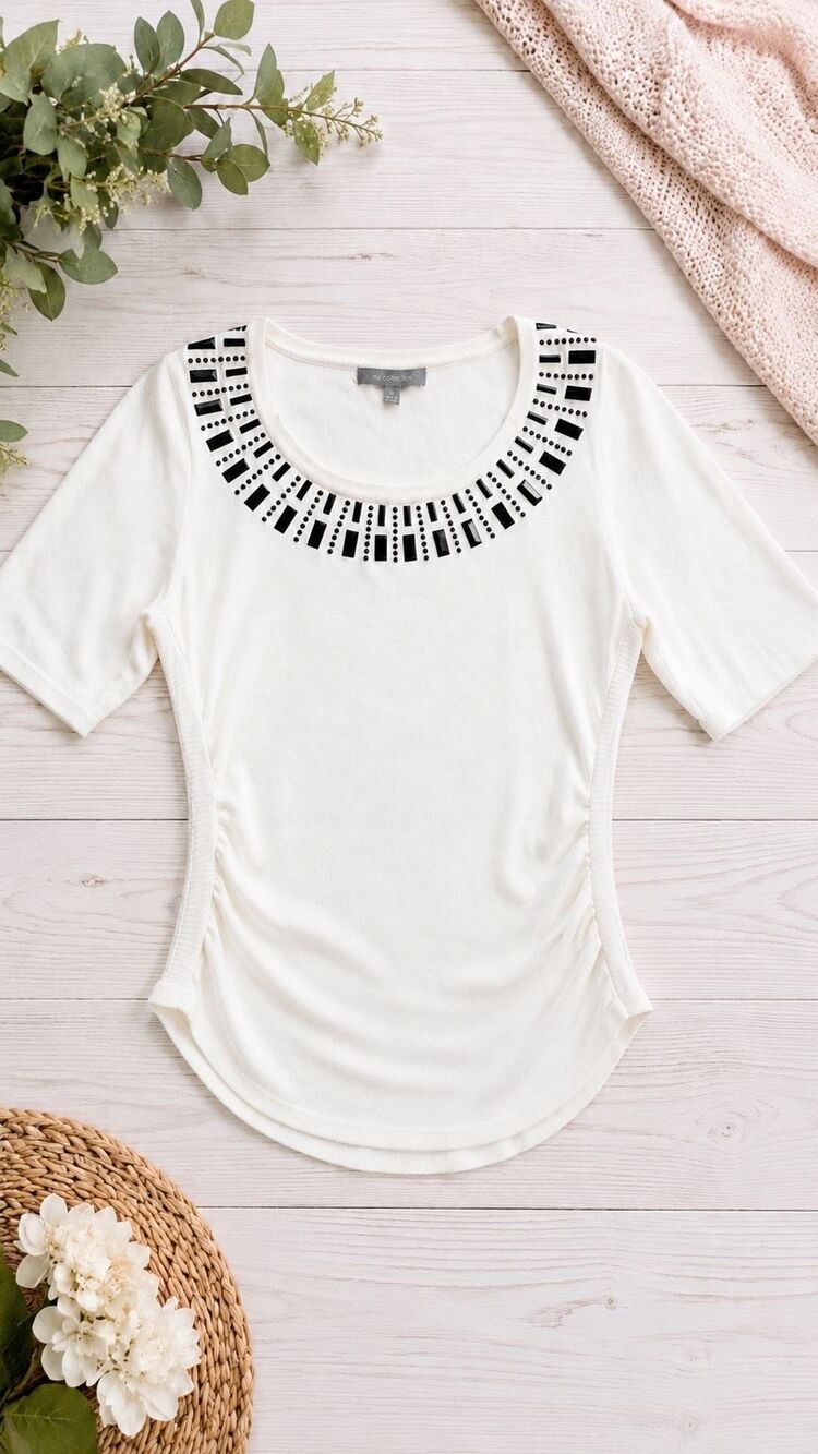 NY Collection Women’s Medium White Black Embellished Scoop Neck Short Sleeve Top